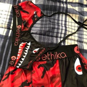 2 piece set Ethika Never WORN